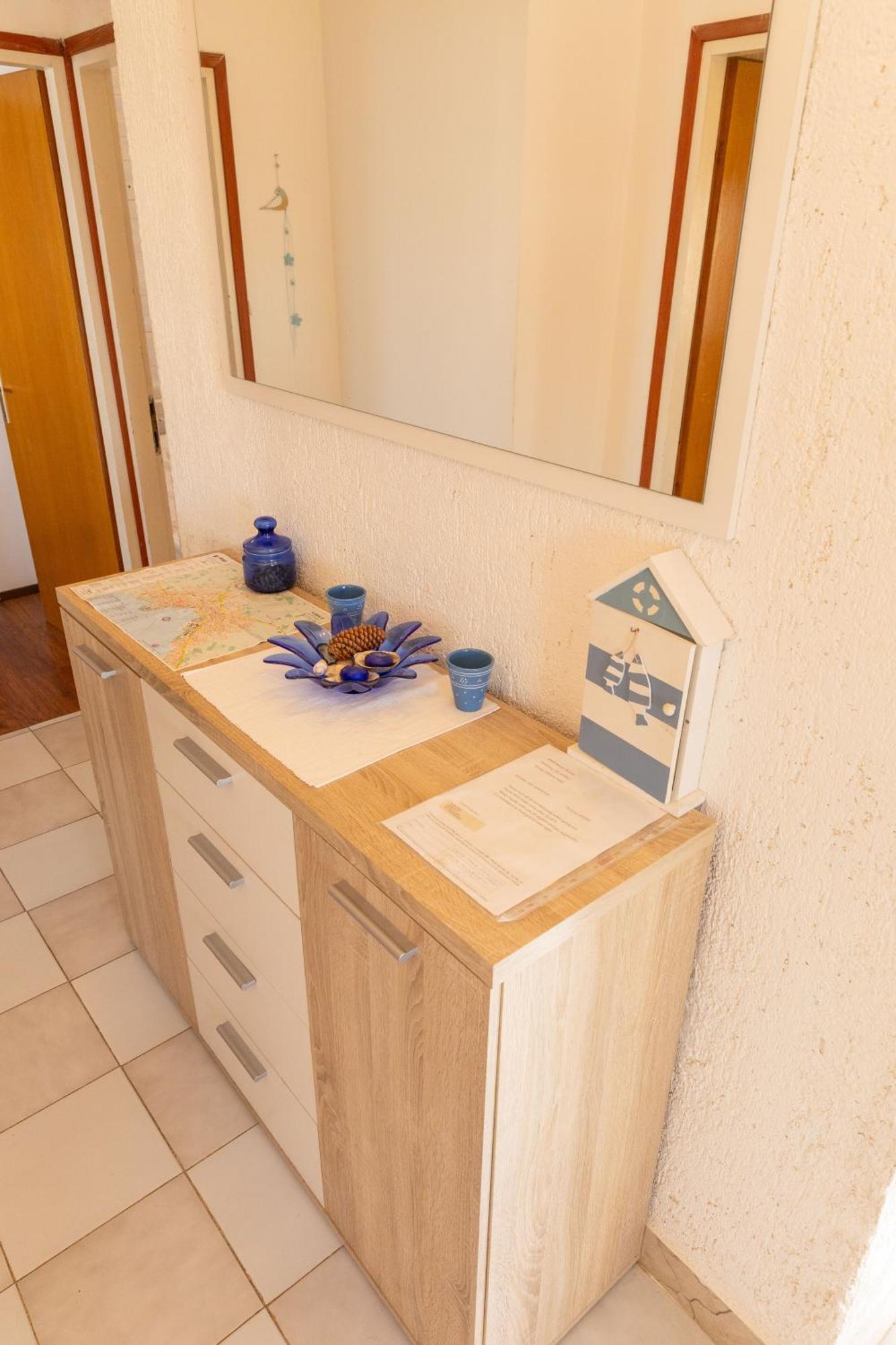 Apartmani Trlaja Vodice Luaran gambar