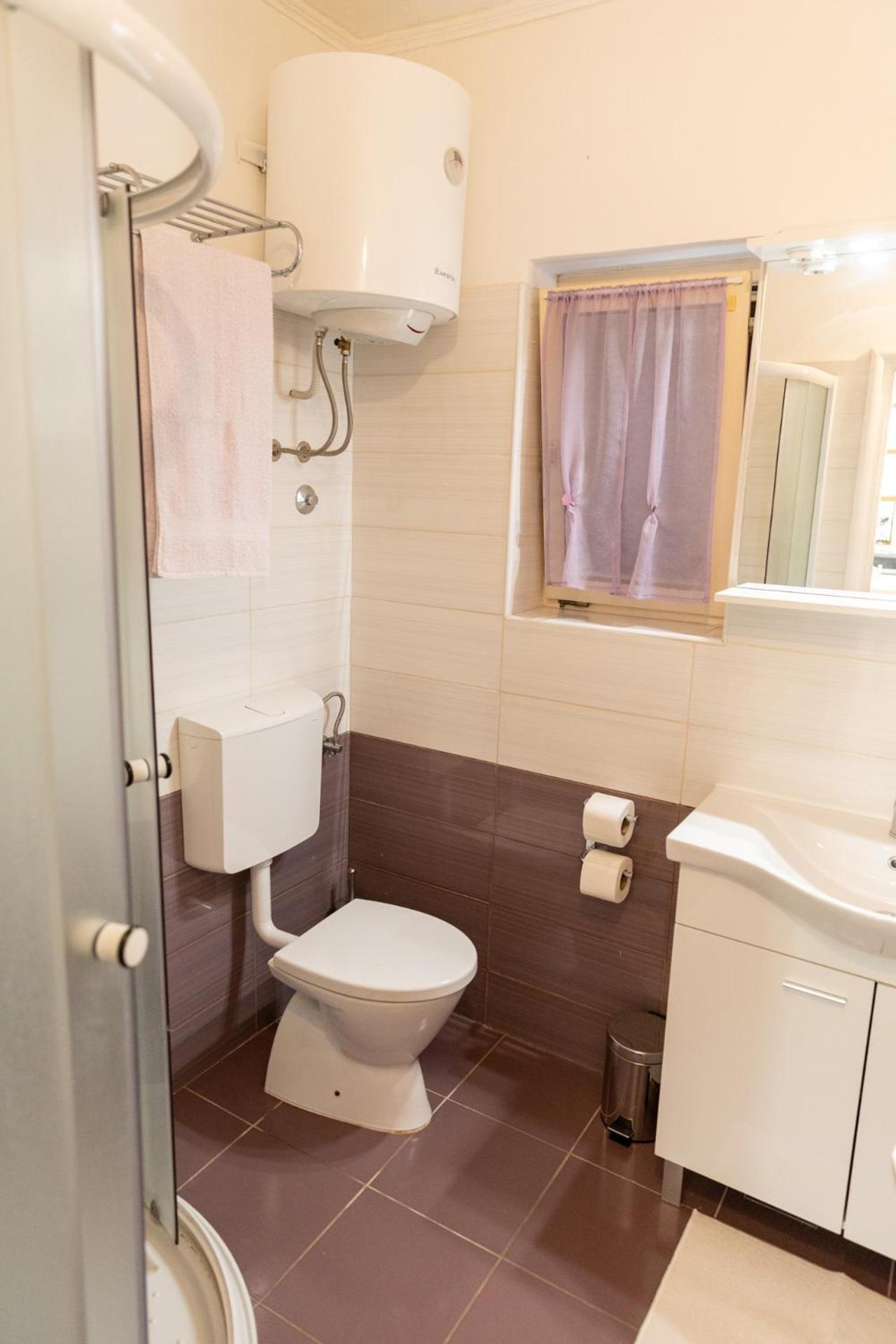 Apartmani Trlaja Vodice Luaran gambar